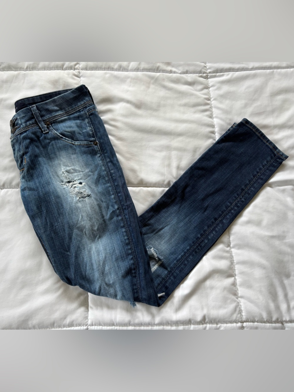 Hudson Jeans Made in USA Distressed Skinny Jeans Medium Wash
